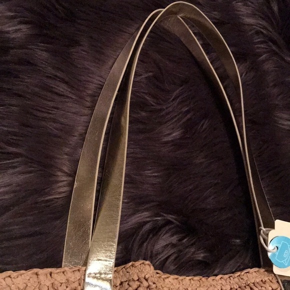 St Johns Bay straw purse with gold handles - Picture 4 of 7